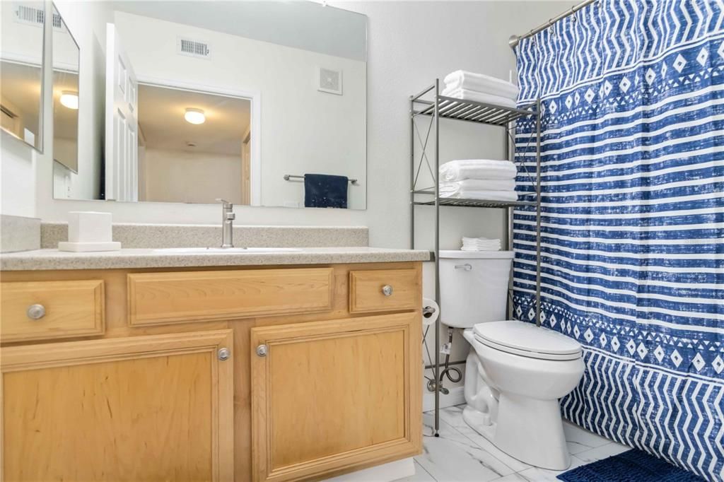 В аренду: $2,600 (2 спален, 2 ванн, 1058 Квадратных фут)