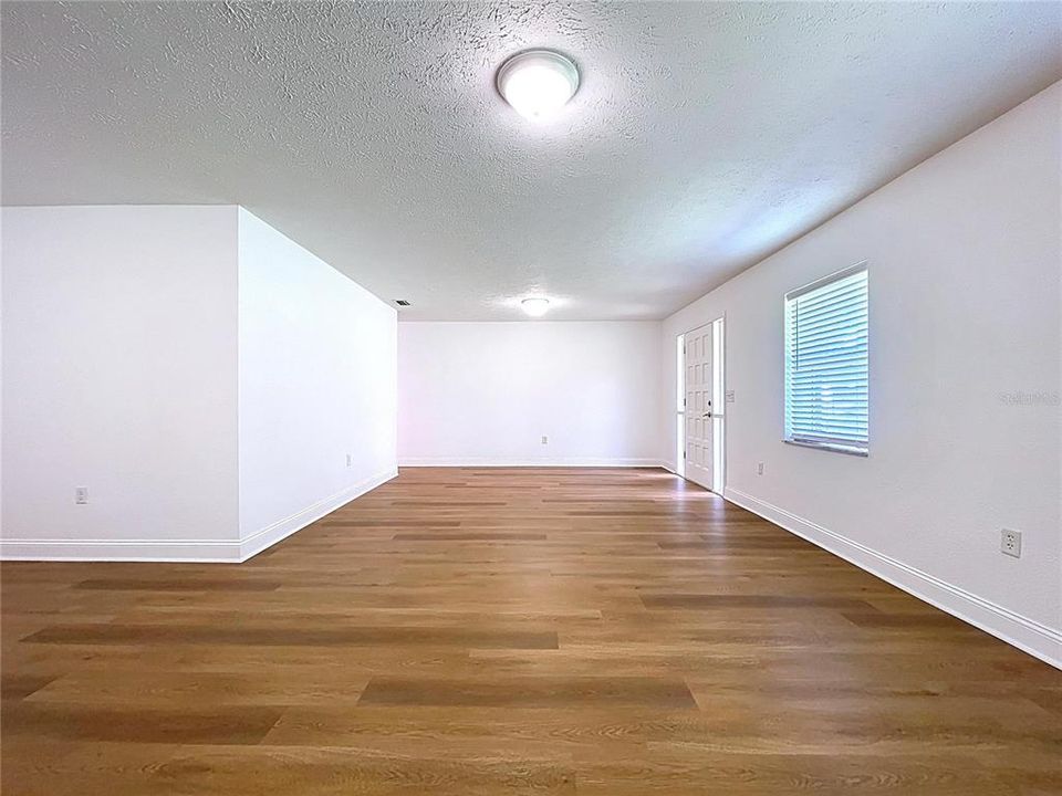 待售: $529,000 (4 贝兹, 3 浴室, 2282 平方英尺)