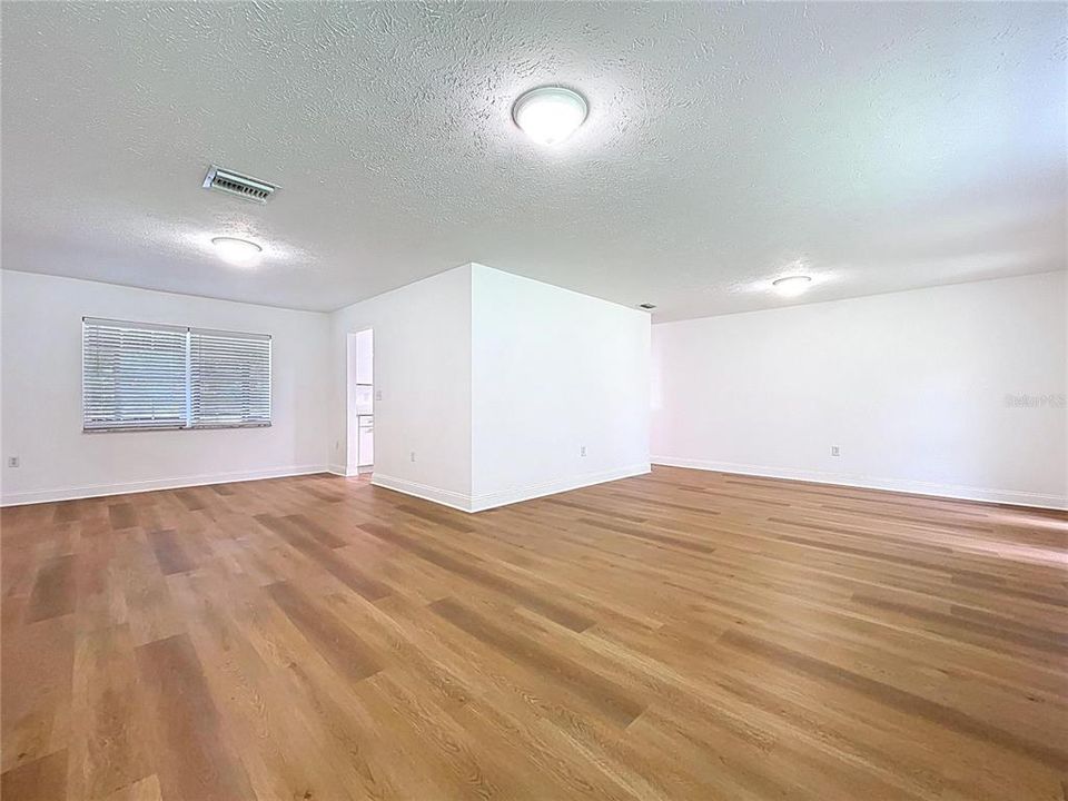 待售: $529,000 (4 贝兹, 3 浴室, 2282 平方英尺)