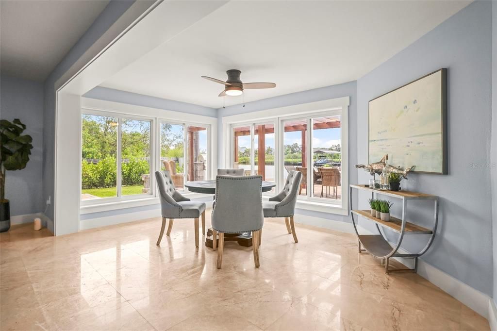 На продажу: $2,000,000 (4 спален, 3 ванн, 3206 Квадратных фут)