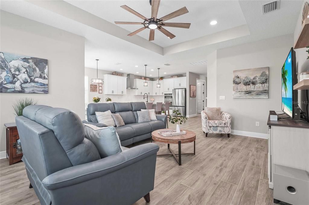 Activo con contrato: $750,000 (4 camas, 4 baños, 2941 Pies cuadrados)