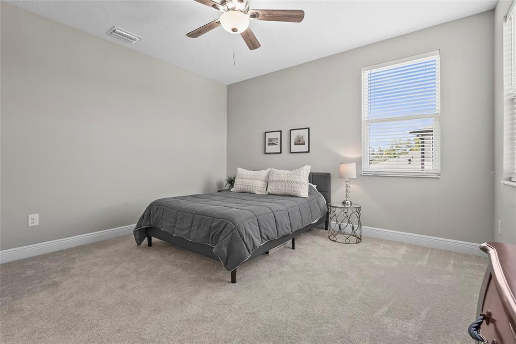 Activo con contrato: $750,000 (4 camas, 4 baños, 2941 Pies cuadrados)