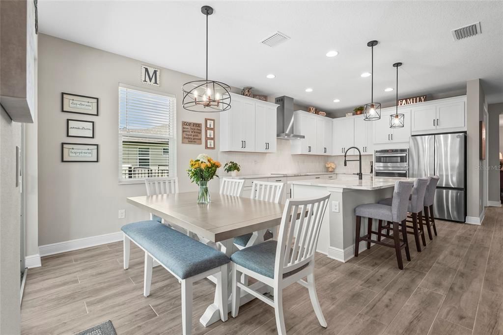 Activo con contrato: $750,000 (4 camas, 4 baños, 2941 Pies cuadrados)