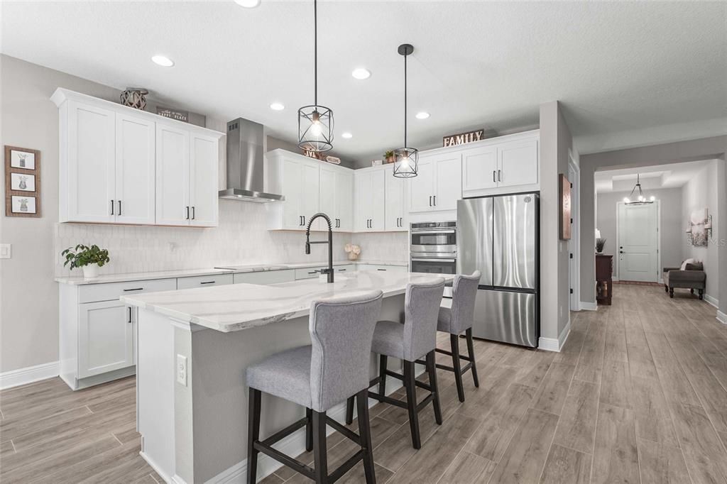 Activo con contrato: $750,000 (4 camas, 4 baños, 2941 Pies cuadrados)