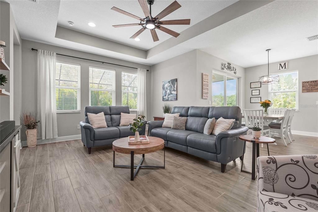 Activo con contrato: $750,000 (4 camas, 4 baños, 2941 Pies cuadrados)