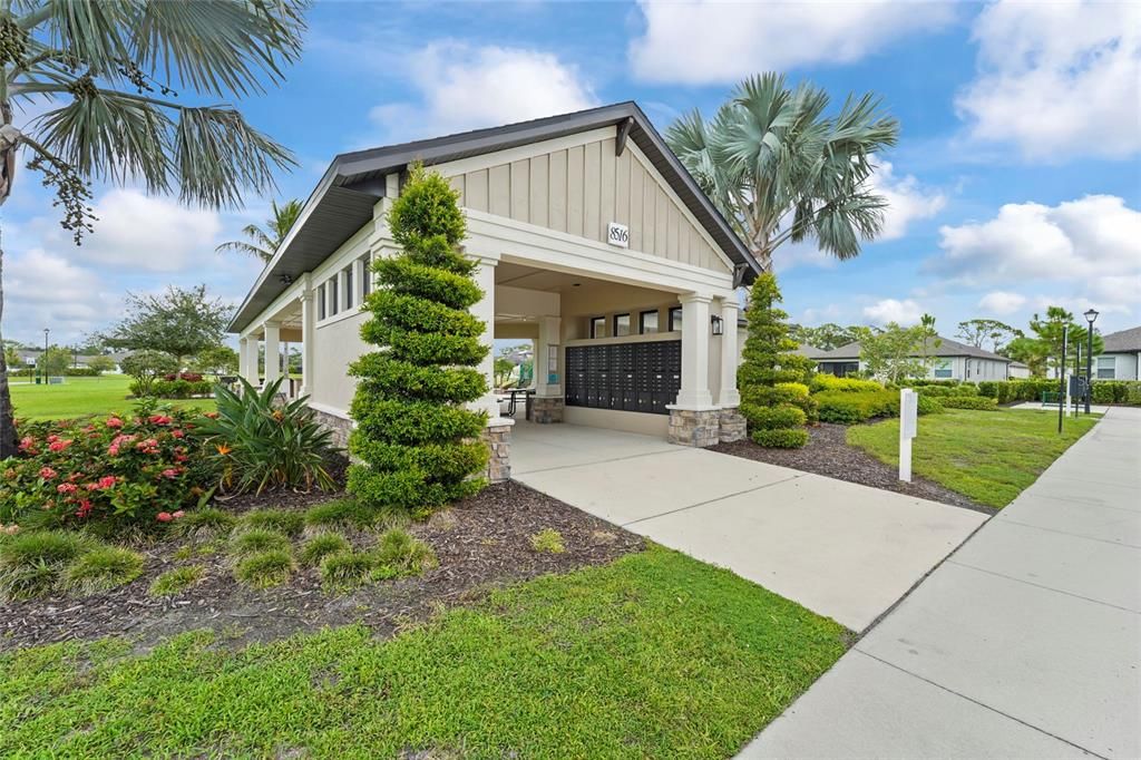 Activo con contrato: $750,000 (4 camas, 4 baños, 2941 Pies cuadrados)