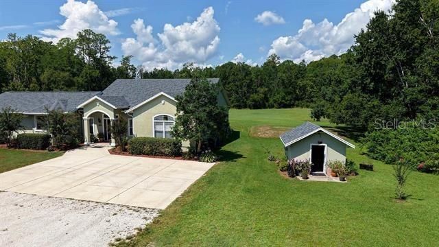 En Venta: $1,099,900 (4 camas, 2 baños, 3043 Pies cuadrados)