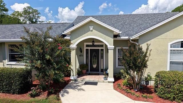 En Venta: $1,099,900 (4 camas, 2 baños, 3043 Pies cuadrados)