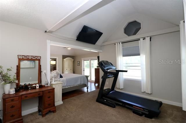 En Venta: $1,099,900 (4 camas, 2 baños, 3043 Pies cuadrados)