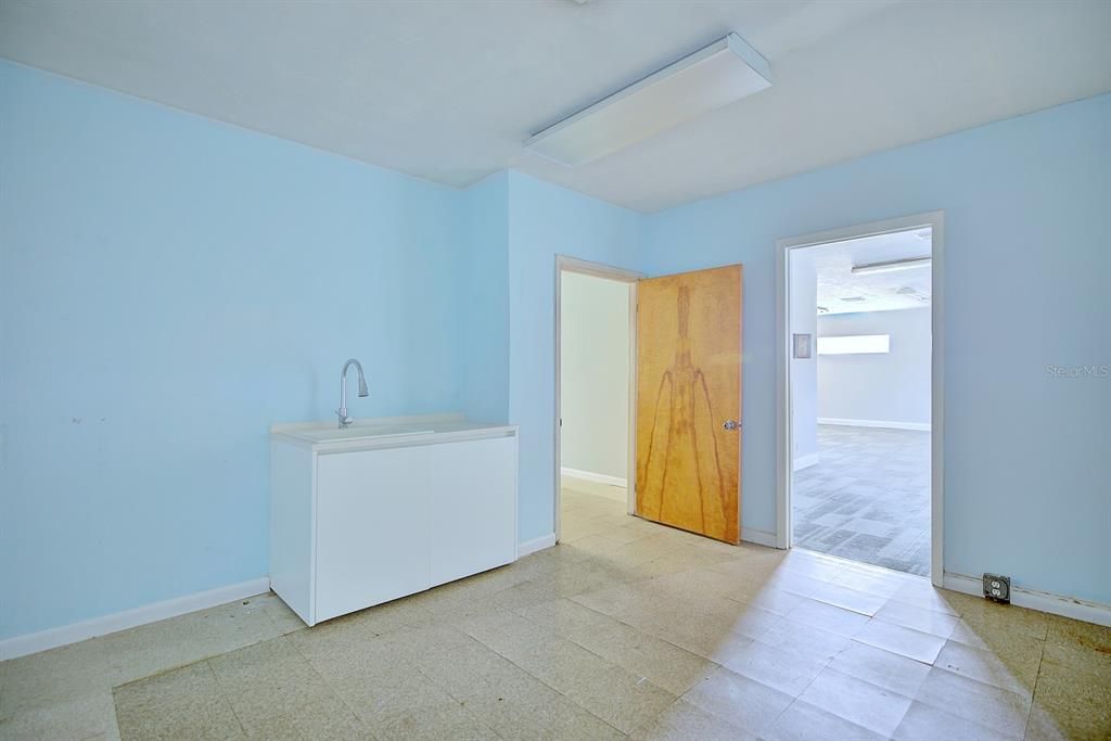 For Sale: $479,000 (0 beds, 0 baths, 3968 Square Feet)