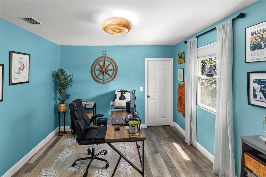 For Sale: $389,900 (4 beds, 2 baths, 2058 Square Feet)