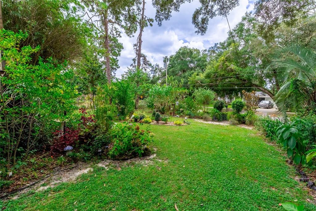 For Sale: $389,900 (4 beds, 2 baths, 2058 Square Feet)