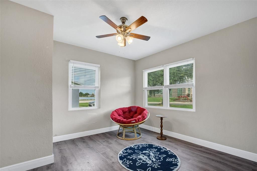 На продажу: $231,000 (0 спален, 0 ванн, 1190 Квадратных фут)