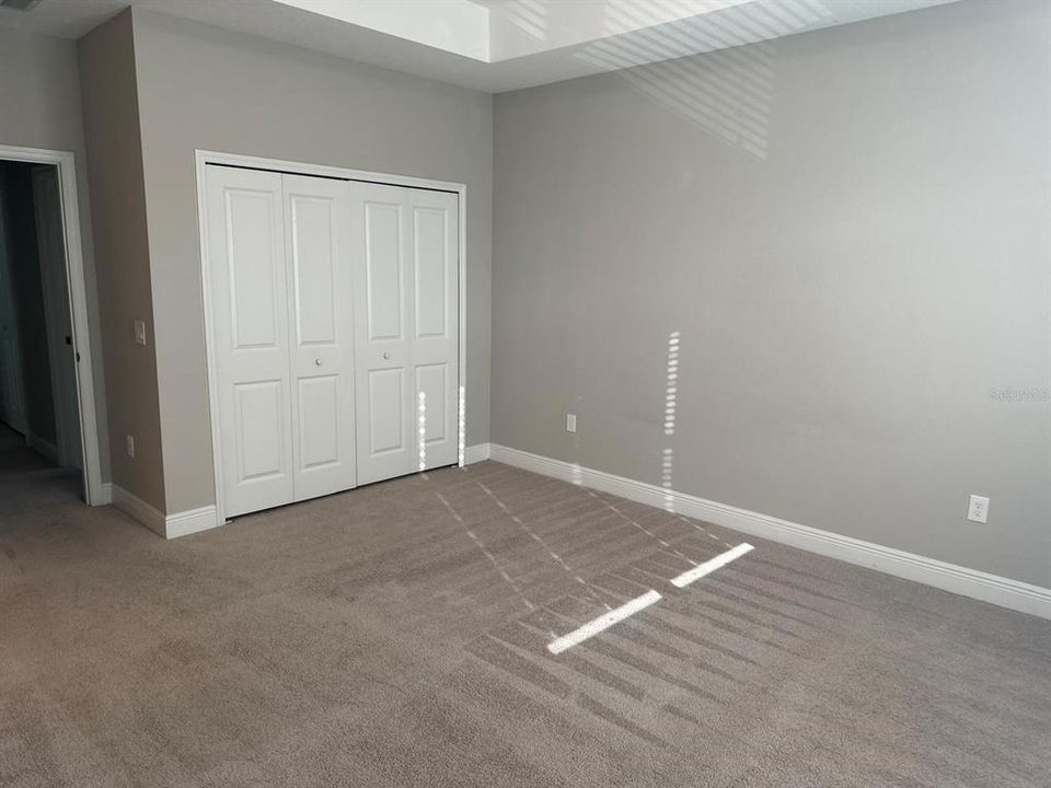 For Rent: $2,940 (4 beds, 2 baths, 1868 Square Feet)