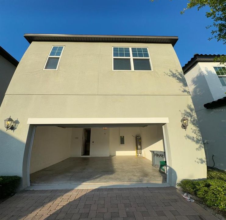 For Rent: $2,940 (4 beds, 2 baths, 1868 Square Feet)