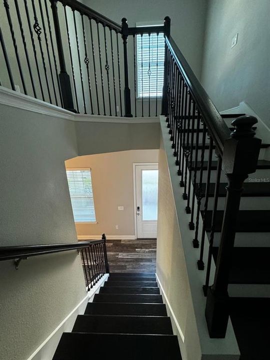 For Rent: $2,940 (4 beds, 2 baths, 1868 Square Feet)