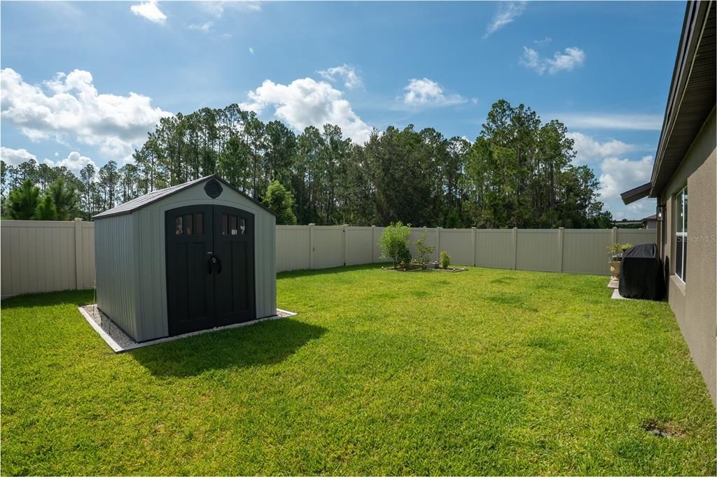 Active With Contract: $318,000 (4 beds, 2 baths, 1918 Square Feet)