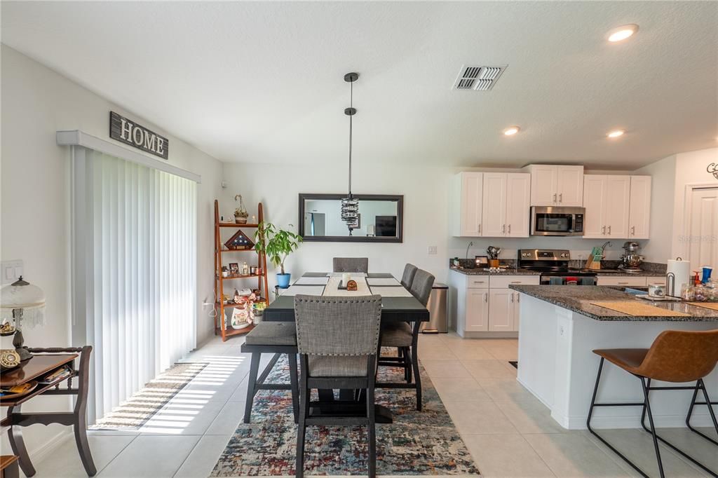 Active With Contract: $318,000 (4 beds, 2 baths, 1918 Square Feet)