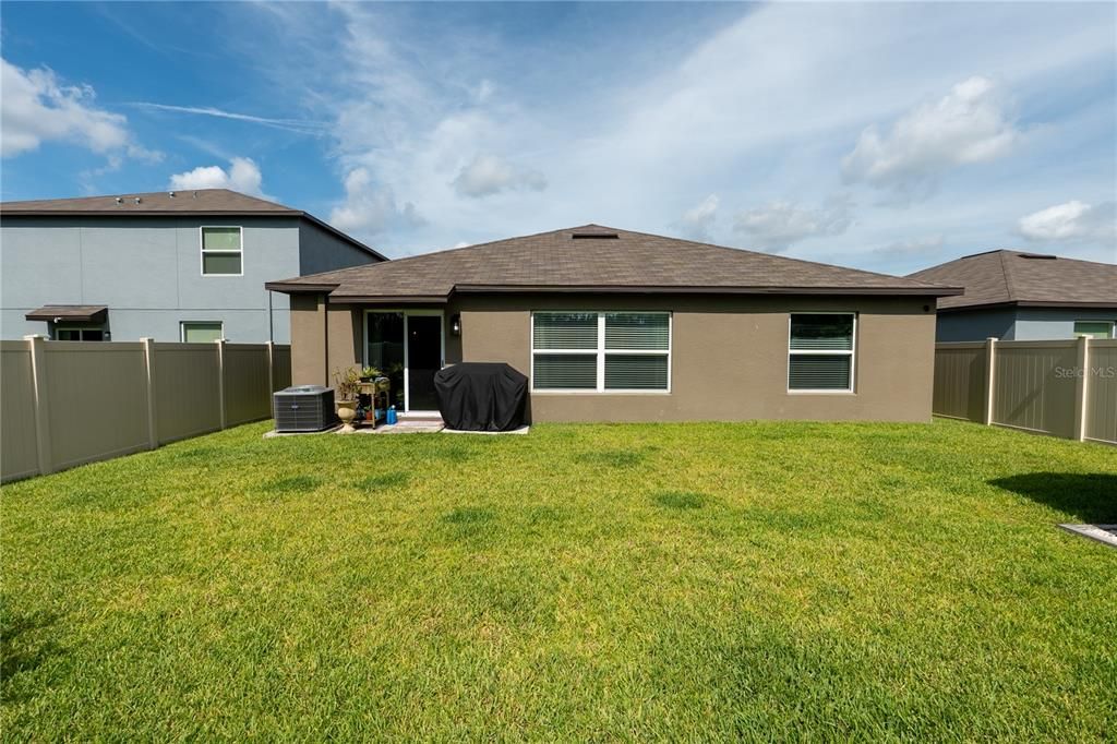 Active With Contract: $318,000 (4 beds, 2 baths, 1918 Square Feet)