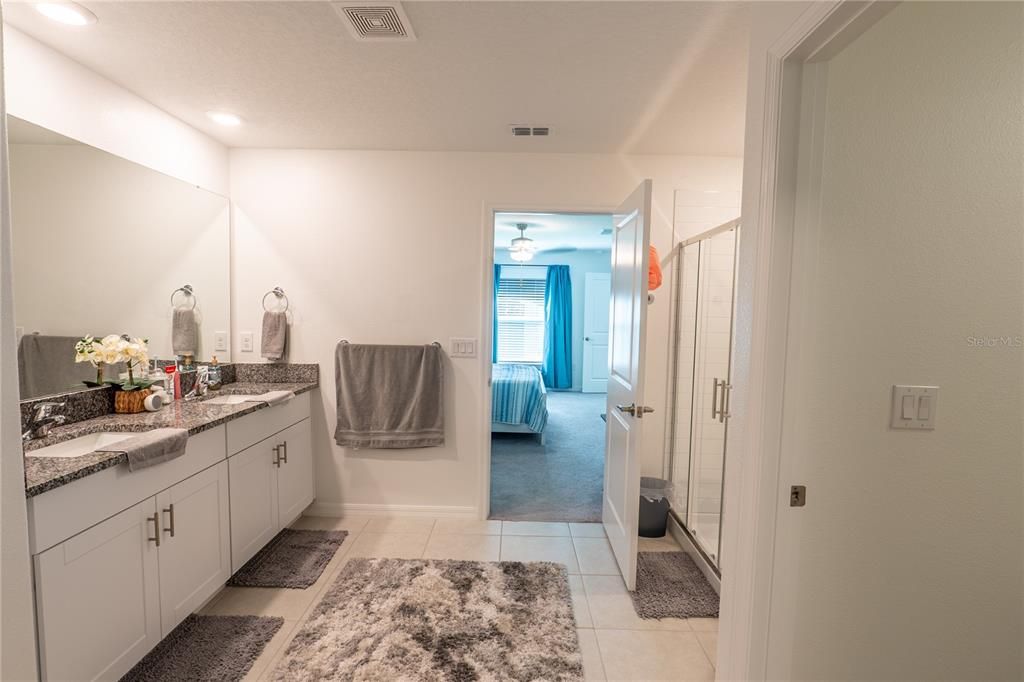 Active With Contract: $318,000 (4 beds, 2 baths, 1918 Square Feet)