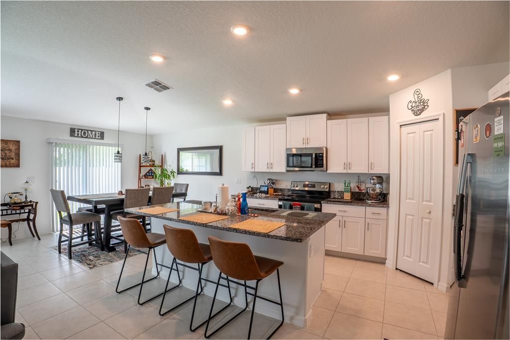 Active With Contract: $318,000 (4 beds, 2 baths, 1918 Square Feet)