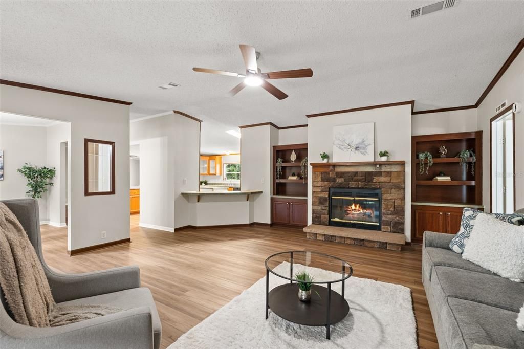 For Sale: $269,762 (4 beds, 2 baths, 2356 Square Feet)