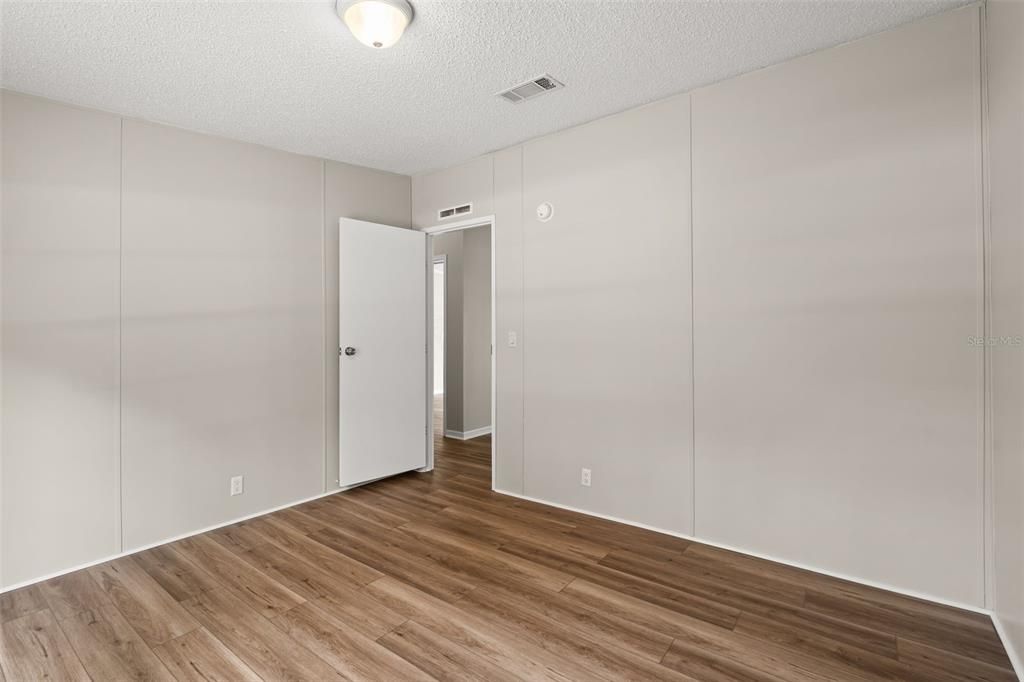 For Sale: $269,762 (4 beds, 2 baths, 2356 Square Feet)