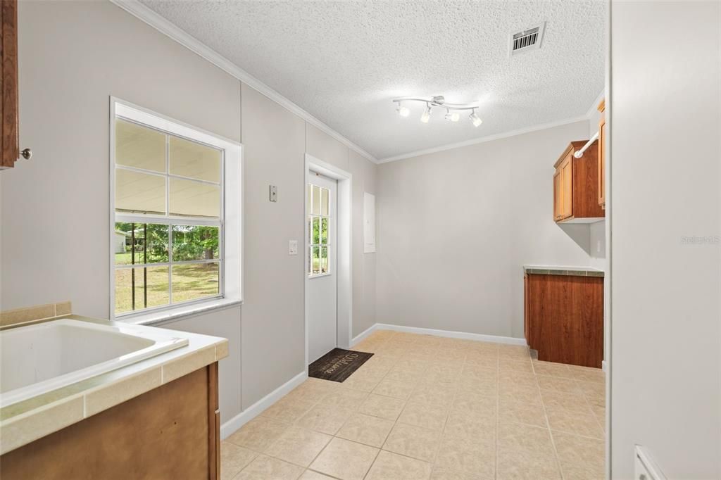 For Sale: $269,762 (4 beds, 2 baths, 2356 Square Feet)