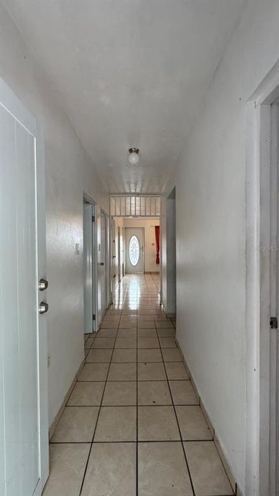 For Sale: $170,000 (6 beds, 2 baths, 880 Square Feet)