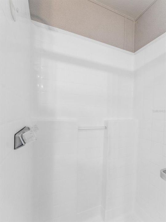 На продажу: $215,000 (4 спален, 2 ванн, 1512 Квадратных фут)