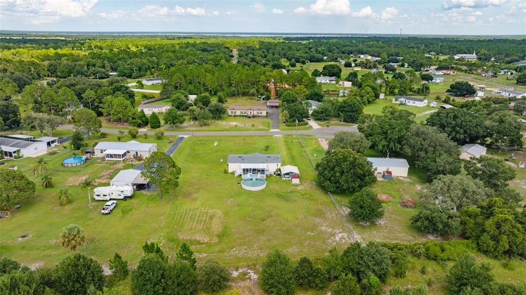 На продажу: $215,000 (4 спален, 2 ванн, 1512 Квадратных фут)