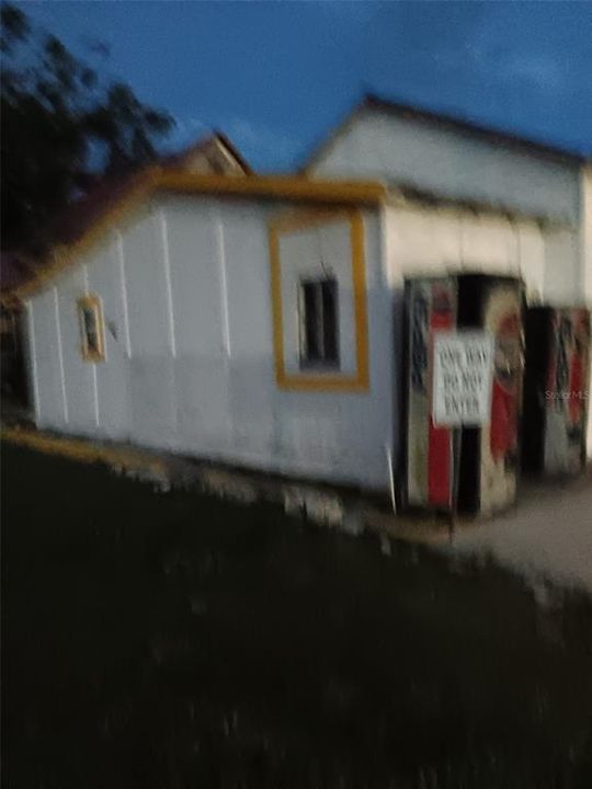 For Sale: $270,000 (0 beds, 0 baths, 760 Square Feet)