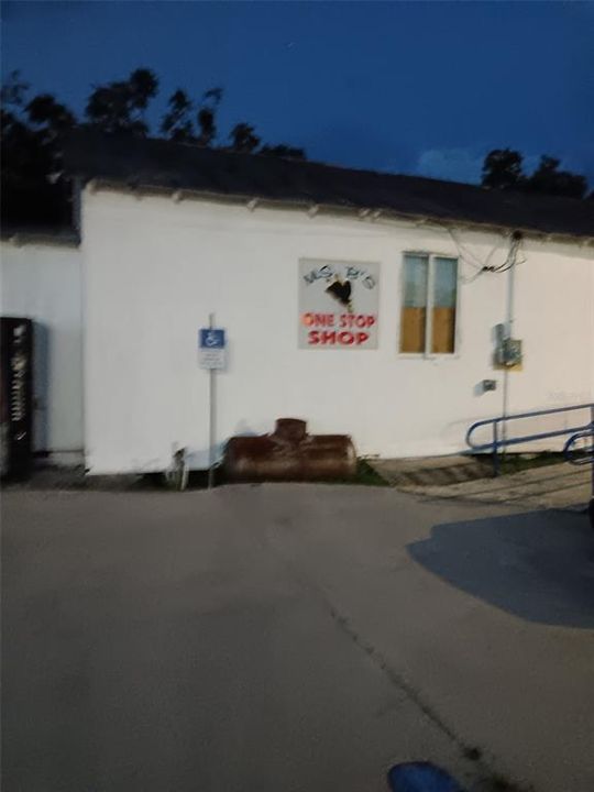 For Sale: $270,000 (0 beds, 0 baths, 760 Square Feet)