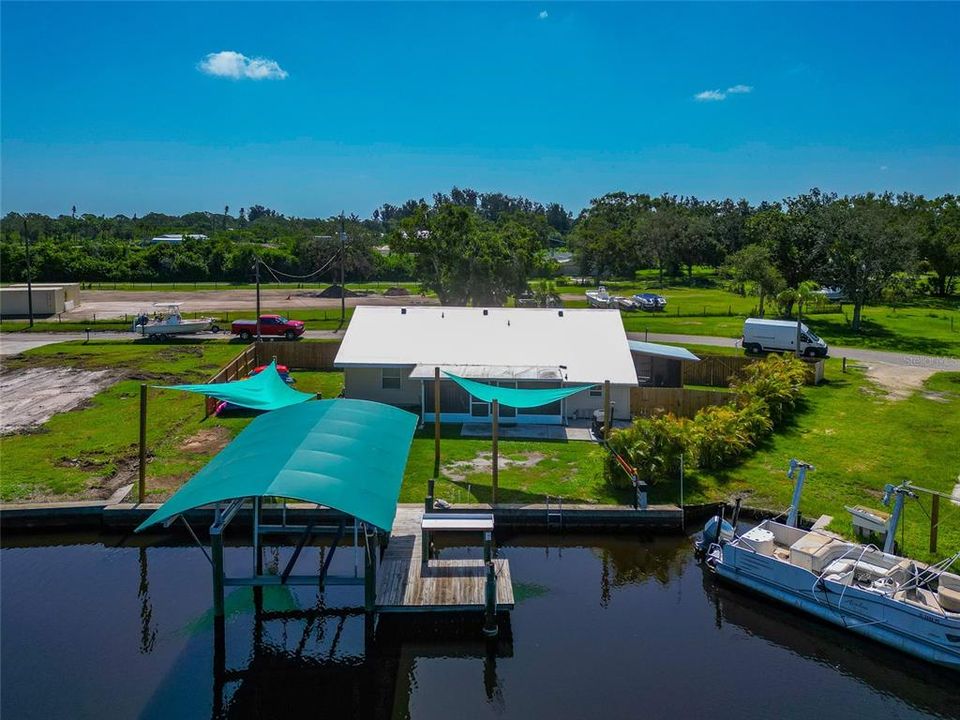 Activo con contrato: $525,000 (3 camas, 2 baños, 1602 Pies cuadrados)