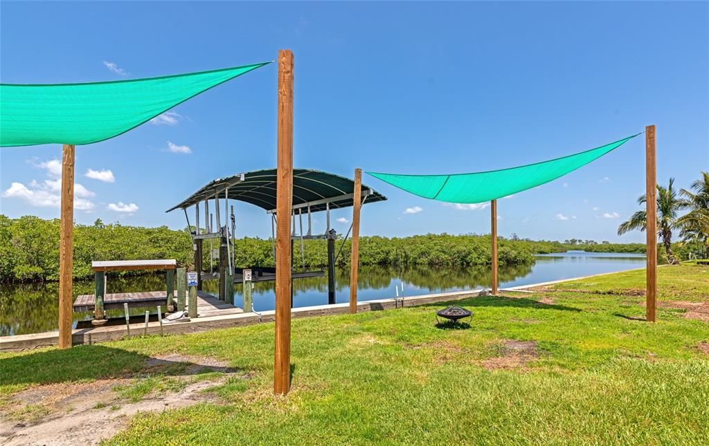 Activo con contrato: $525,000 (3 camas, 2 baños, 1602 Pies cuadrados)