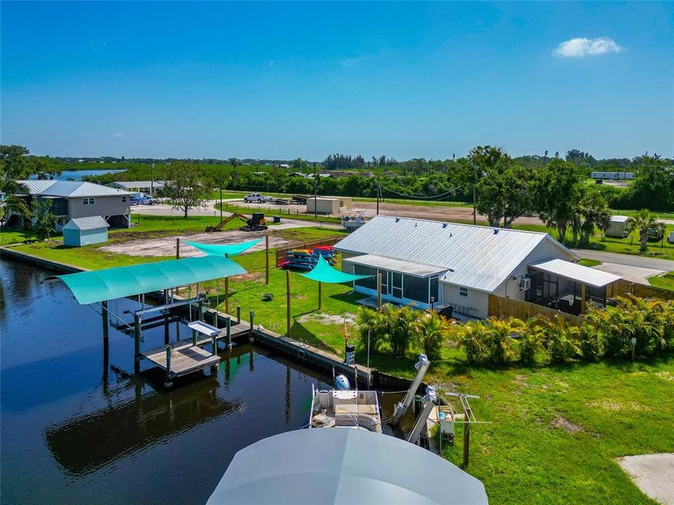 Activo con contrato: $525,000 (3 camas, 2 baños, 1602 Pies cuadrados)