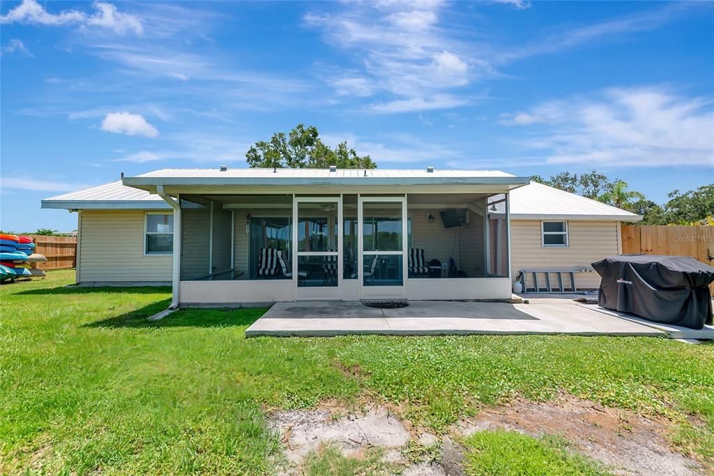 Activo con contrato: $525,000 (3 camas, 2 baños, 1602 Pies cuadrados)