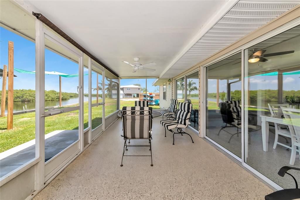 Activo con contrato: $525,000 (3 camas, 2 baños, 1602 Pies cuadrados)