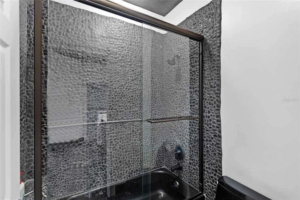 For Sale: $1,080,000 (4 beds, 4 baths, 4676 Square Feet)