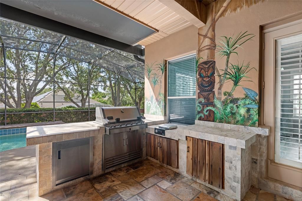 For Sale: $1,080,000 (4 beds, 4 baths, 4676 Square Feet)