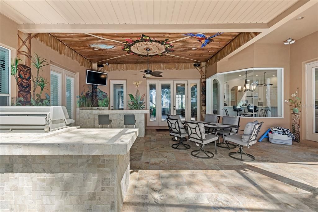 For Sale: $1,080,000 (4 beds, 4 baths, 4676 Square Feet)