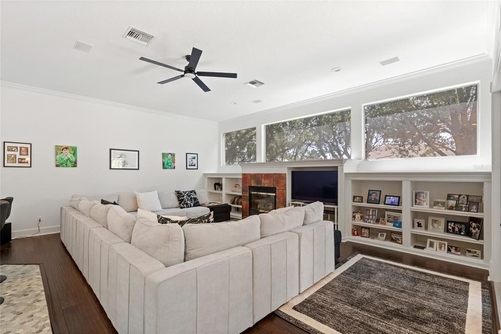 For Sale: $1,080,000 (4 beds, 4 baths, 4676 Square Feet)