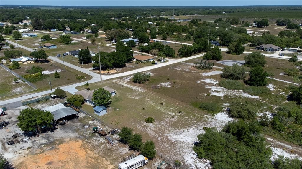 待售: $370,000 (3 贝兹, 2 浴室, 1946 平方英尺)