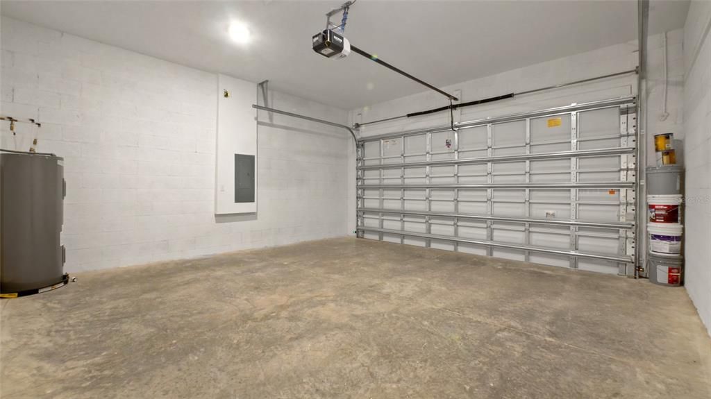 En Venta: $380,000 (3 camas, 2 baños, 1813 Pies cuadrados)