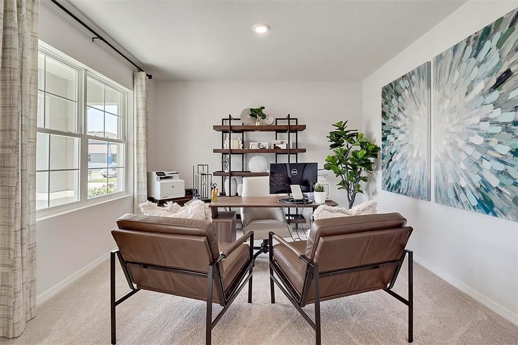 Activo con contrato: $474,990 (4 camas, 2 baños, 2432 Pies cuadrados)