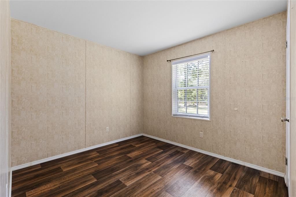 待售: $299,900 (3 贝兹, 2 浴室, 1576 平方英尺)