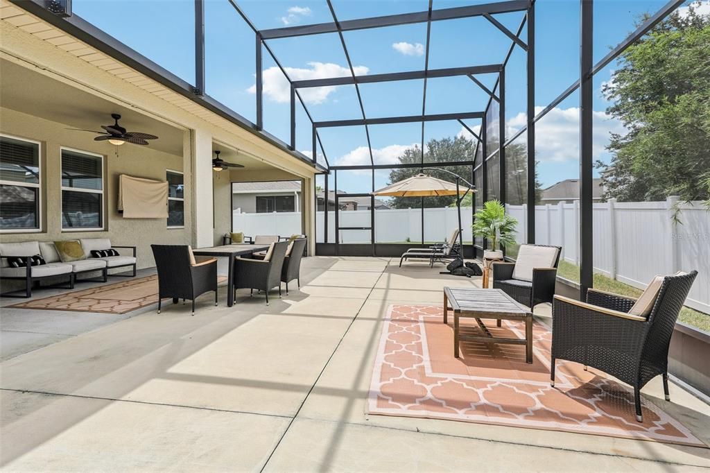 For Sale: $399,000 (4 beds, 2 baths, 2017 Square Feet)