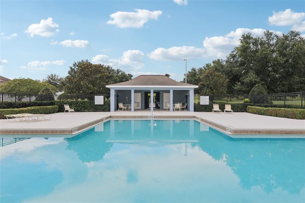 For Sale: $399,000 (4 beds, 2 baths, 2017 Square Feet)