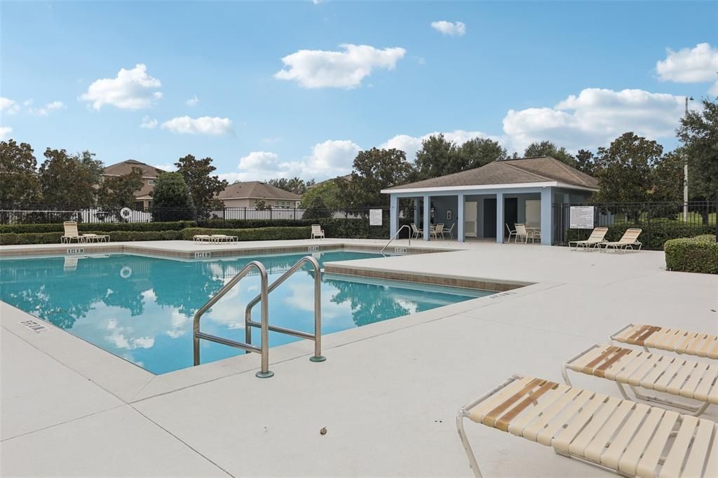 For Sale: $399,000 (4 beds, 2 baths, 2017 Square Feet)