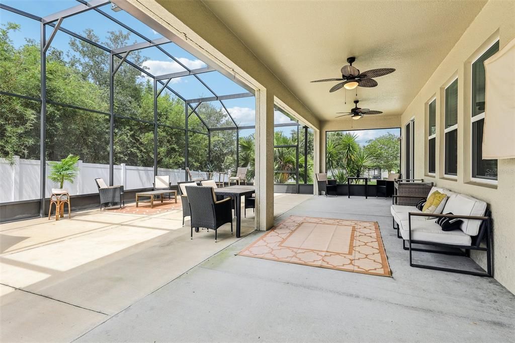 For Sale: $399,000 (4 beds, 2 baths, 2017 Square Feet)